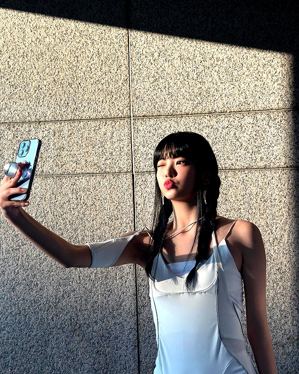 hhh.e_c.v instagram image archive image