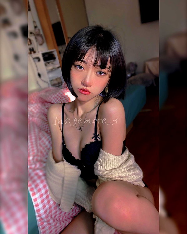 ge.more_x instagram image archive image
