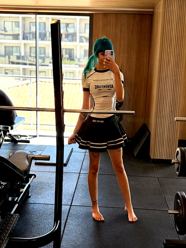 jadelaverne instagram image archive image