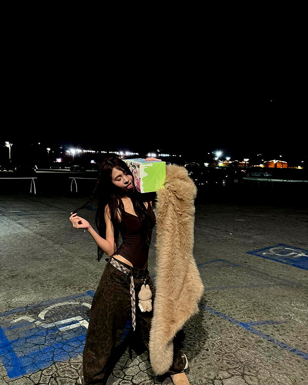 princessamelia_official instagram image archive image