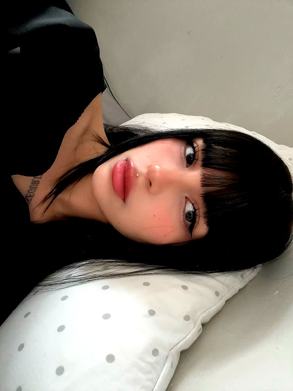 connie.01j instagram image archive image