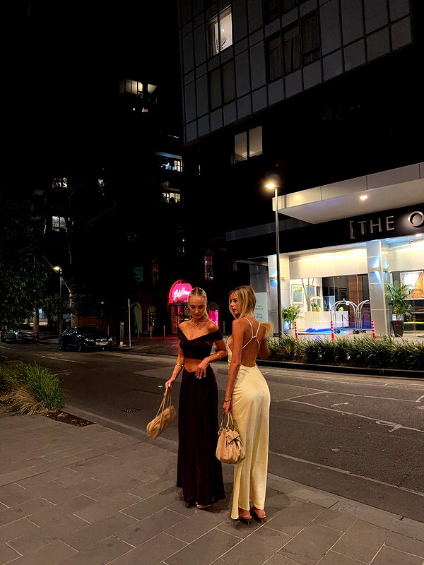brontesheppeard instagram image archive image