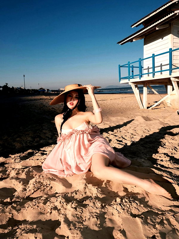 lyhythuedoxinh instagram image archive image