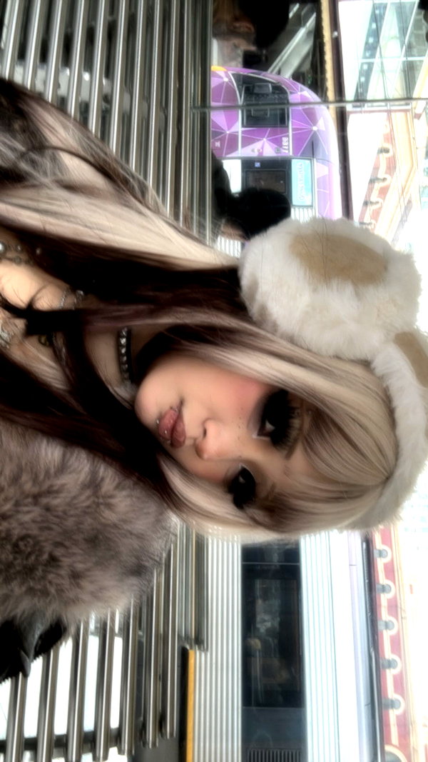 angelwithashotgunxx archive image