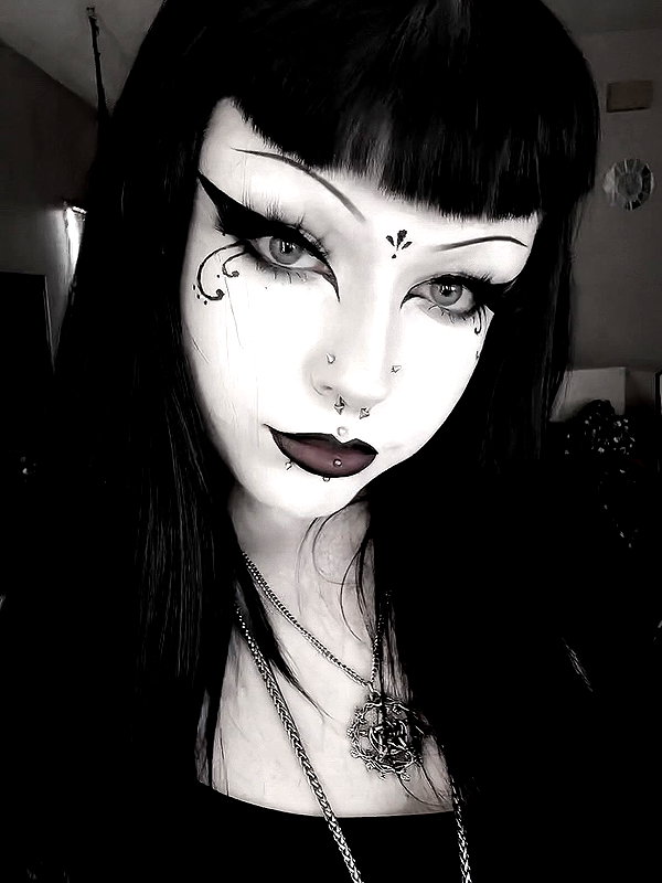 kittenfangsxx instagram image archive image