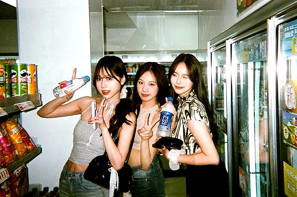 _jyying instagram image archive image