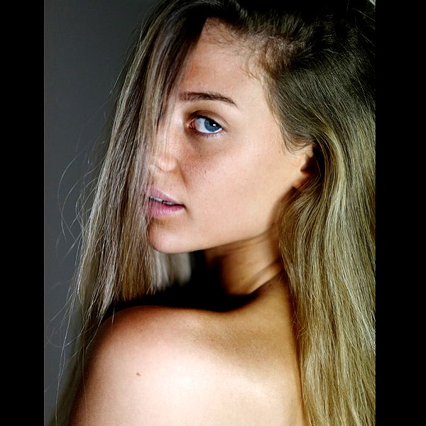 barzomer instagram image archive image
