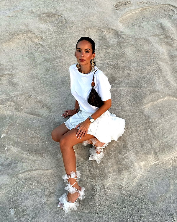 zoeliss instagram image archive image