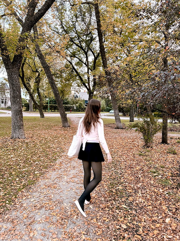 1uvgabi instagram image archive image