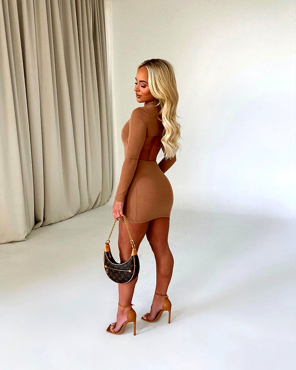 allieauton instagram image archive image