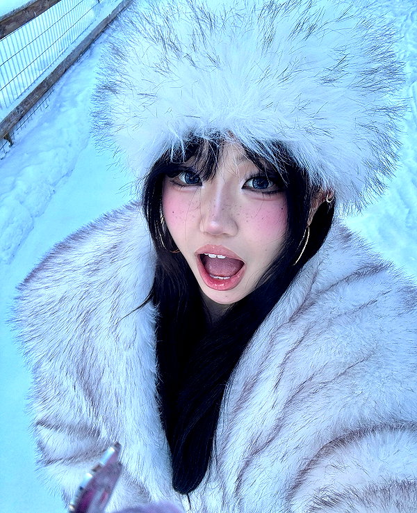 joycee.e instagram image archive image