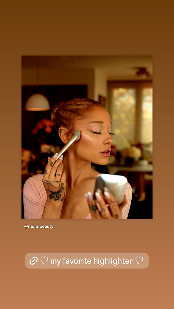 arianagrande instagram image archive image