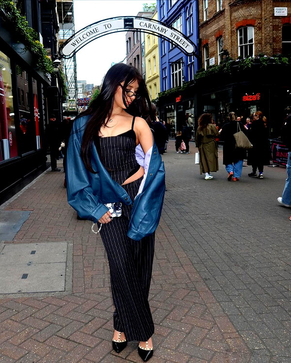 ellianawalmsley instagram image archive image