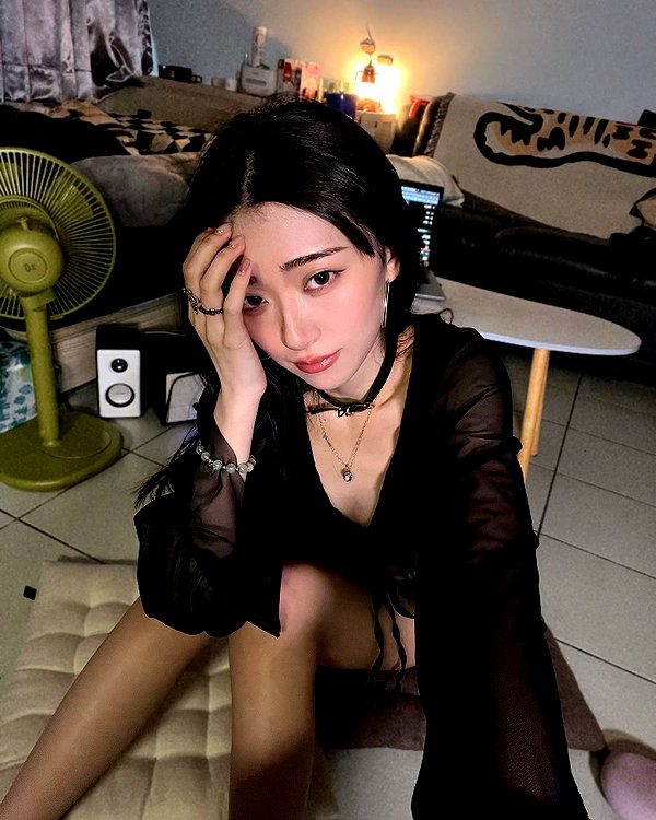 ge.more_x instagram image archive image