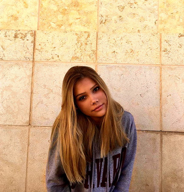 yulia.isakov instagram image archive image