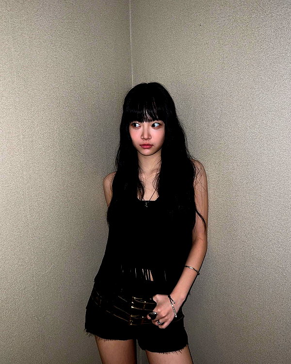 hhh.e_c.v instagram image archive image