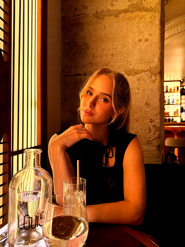 carolinezalog instagram image archive image