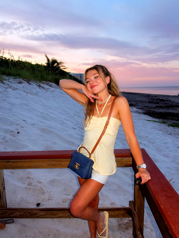 whoisbrisummers instagram image archive image