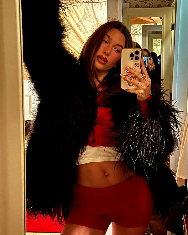 haileybieber instagram image archive image