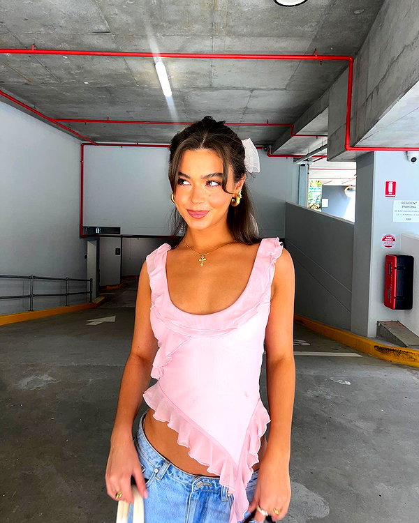 oliviaphillipps instagram image archive image