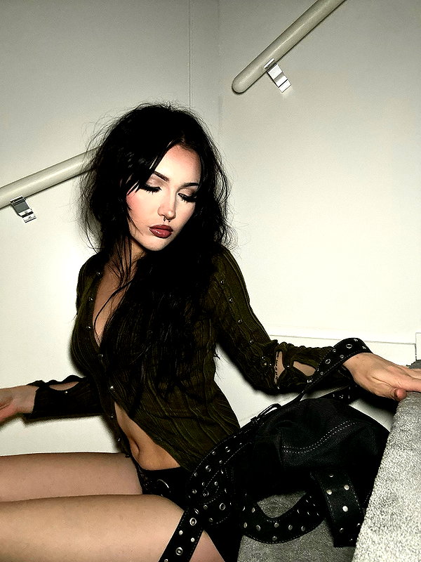 yasminhilde_ instagram image archive image