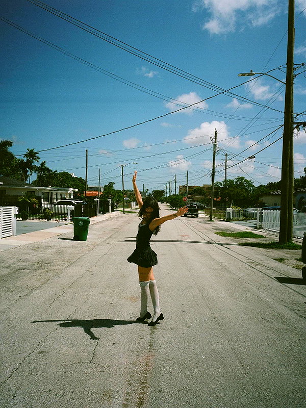 teakitten_ instagram image archive image