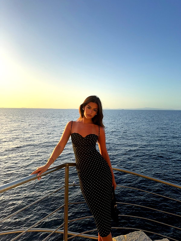 oliviaphillipps instagram image archive image