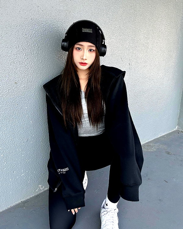 lai_931201 instagram image archive image