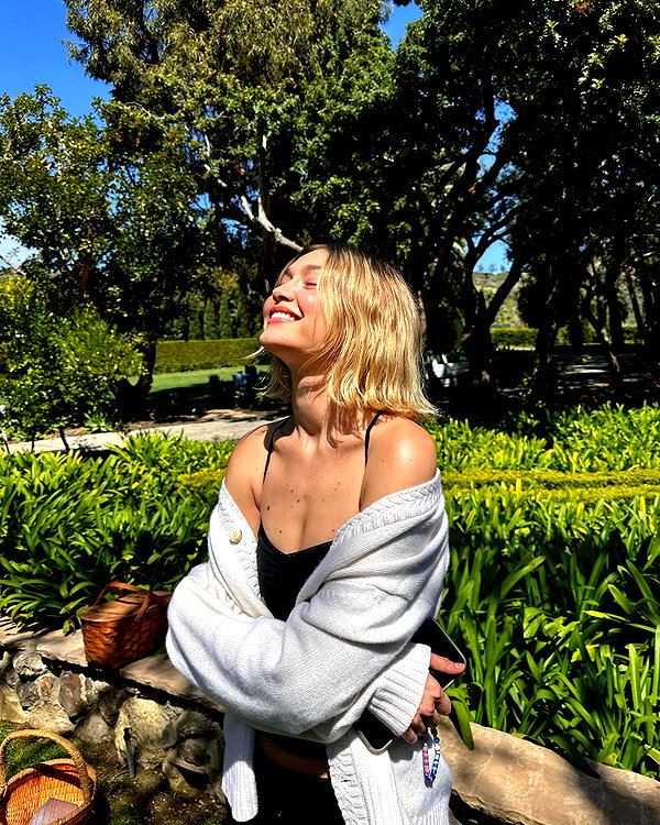 gigihadid instagram image archive image