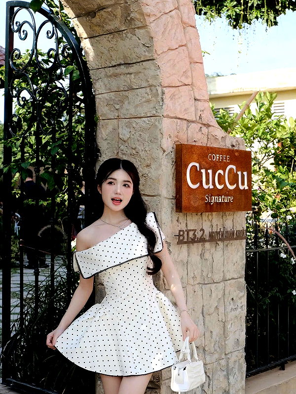 lyhythuedoxinh instagram image archive image