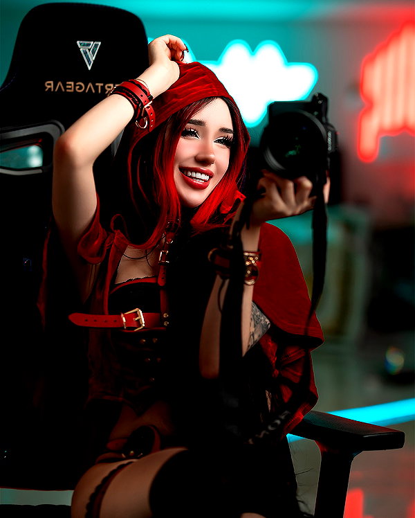 alyri_tv instagram image archive image