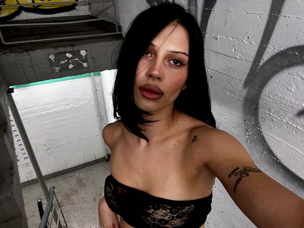 karolinaawasik instagram image archive image