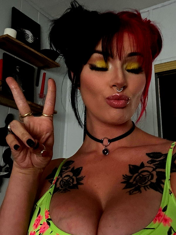 laylafleet1 instagram image archive image