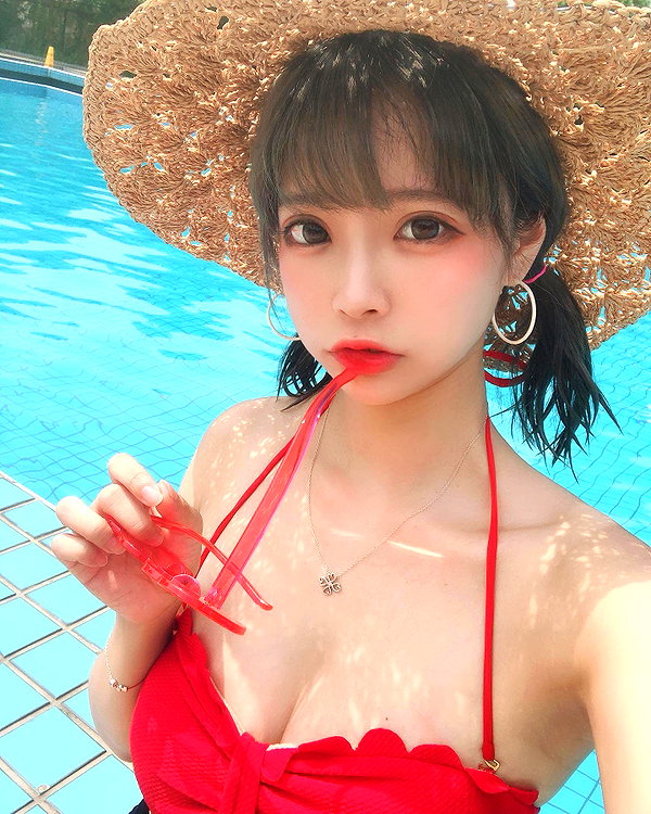 erokochiba instagram image archive image