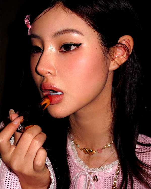 ll.lu1s instagram image archive image