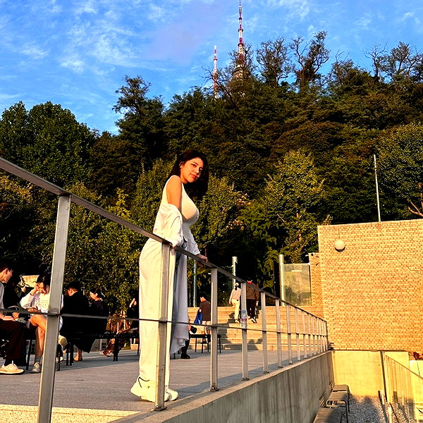 ro_bbin123 instagram image archive image