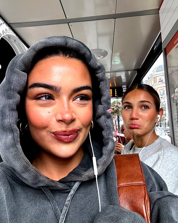 oliviaphillipps instagram image archive image