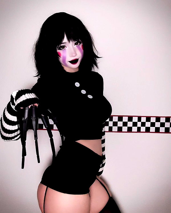 skyexsummers instagram image archive image