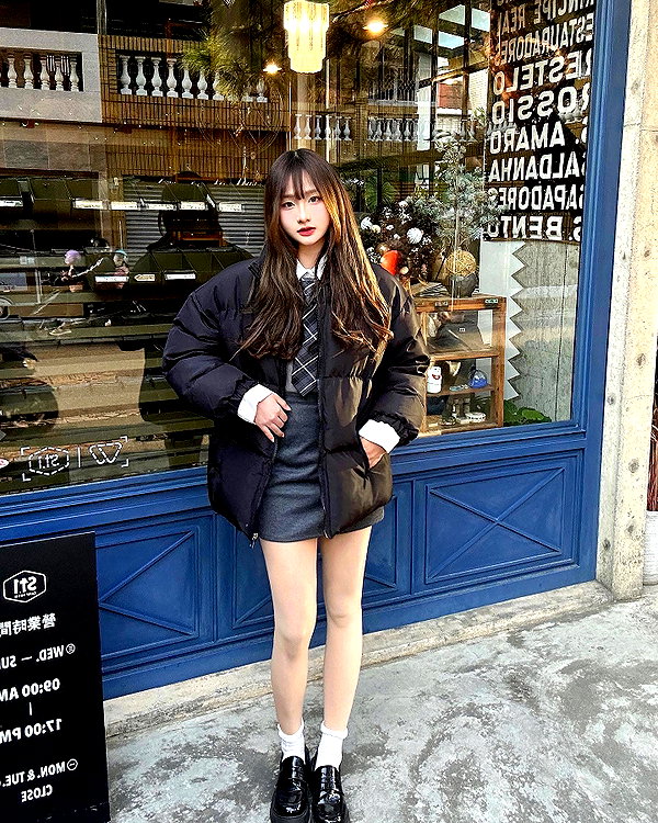 lai_931201 instagram image archive image
