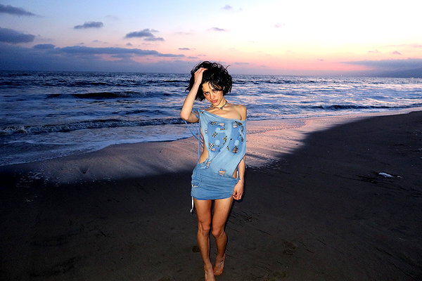 leonanaomii instagram image archive image