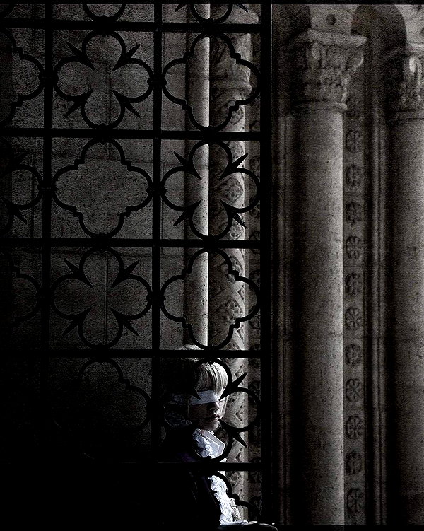 muze instagram image archive image