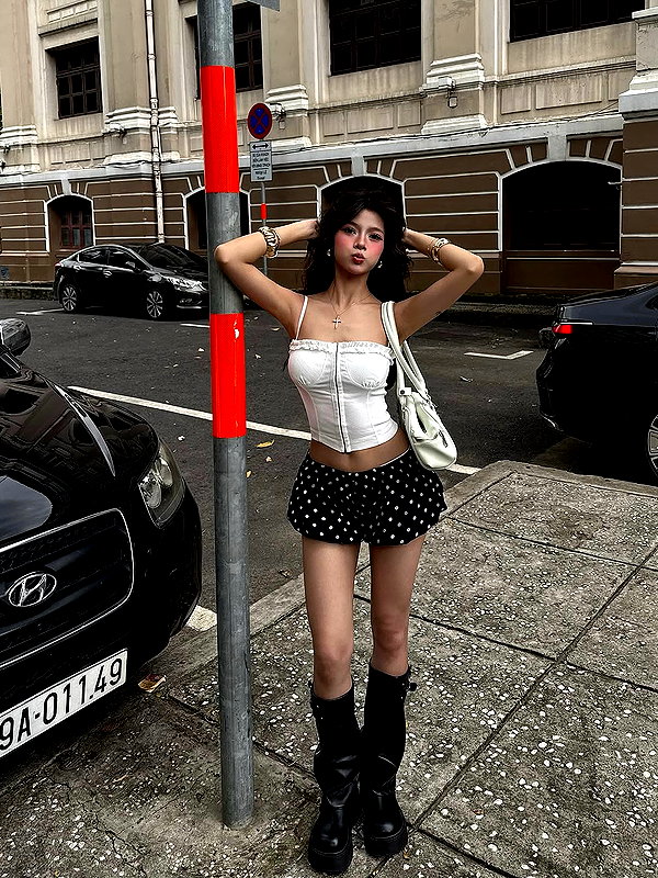lyhythuedoxinh instagram image archive image