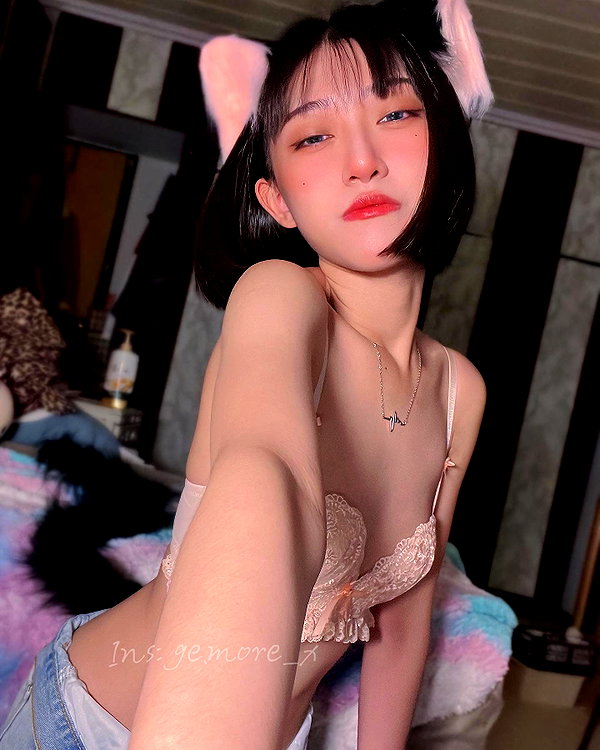 ge.more_x instagram image archive image