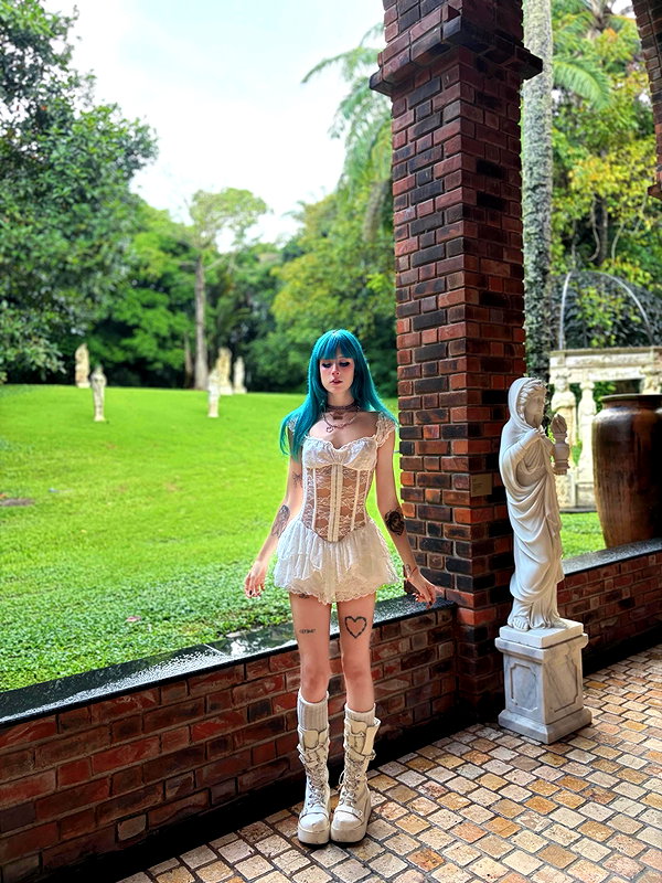 jadelaverne instagram image archive image