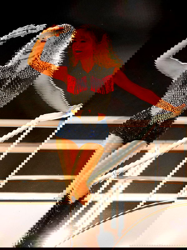 sabrinacarpenter sabrinacarpenter archive image