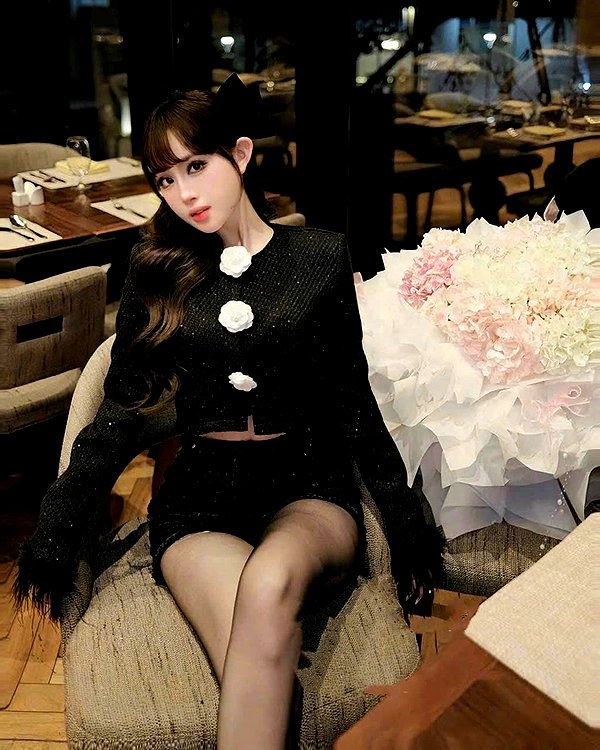 lyhythuedoxinh instagram image archive image