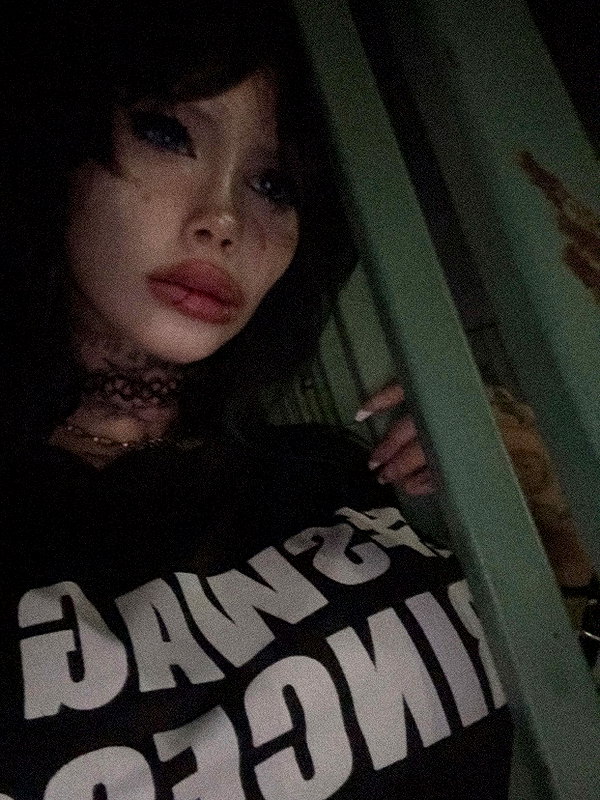 zommmbri instagram image archive image