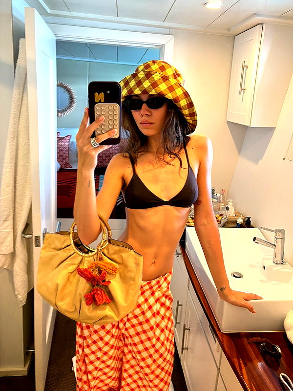 ninastodden instagram image archive image