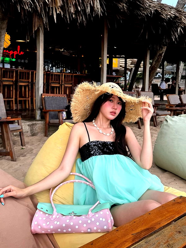 lyhythuedoxinh instagram image archive image