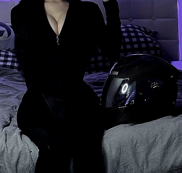 vioraxo instagram image archive image